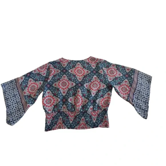 Blue & Red Women' S-M Floral Geometric Bohemian Design Sleeved V Neck Crop Top - Picture 5 of 10